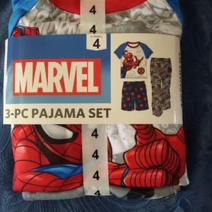 NWT Marvel 3pc PJ set size 4